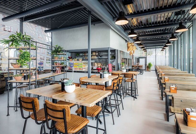 בית מלון כפרי Hyatt Regency Koln