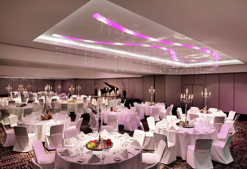 בית מלון כפרי Hyatt Regency Koln