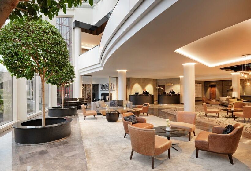 בית מלון כפרי Hyatt Regency Koln