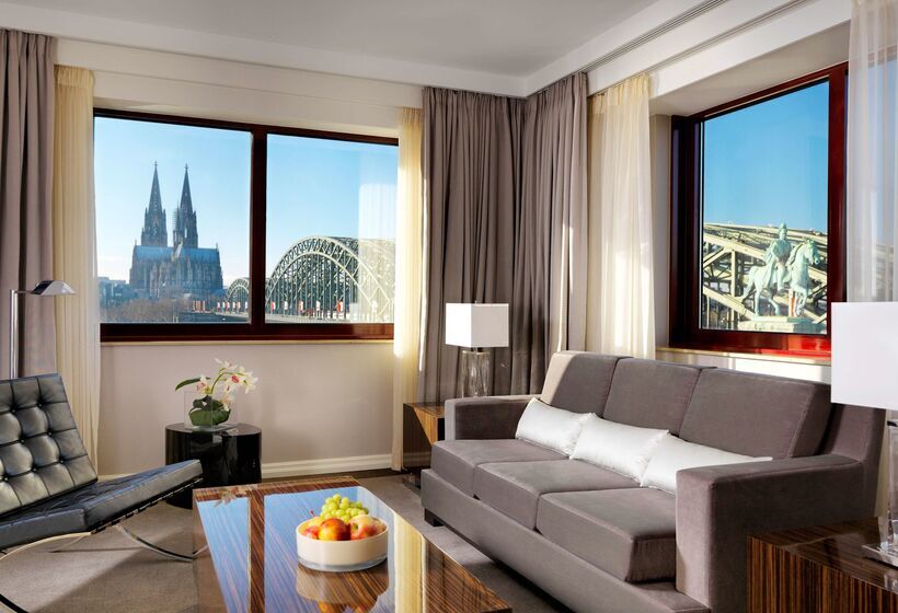 هتل Hyatt Regency Koln