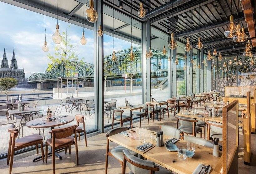 בית מלון כפרי Hyatt Regency Koln