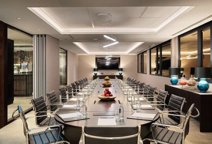 בית מלון כפרי Hyatt Regency Koln