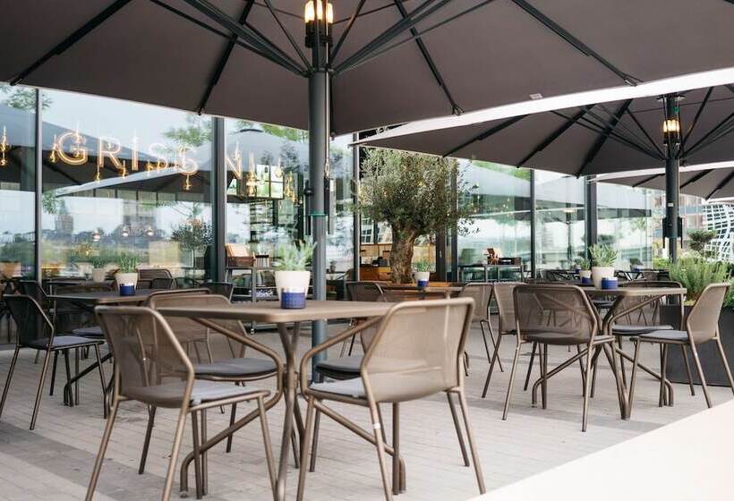 בית מלון כפרי Hyatt Regency Koln