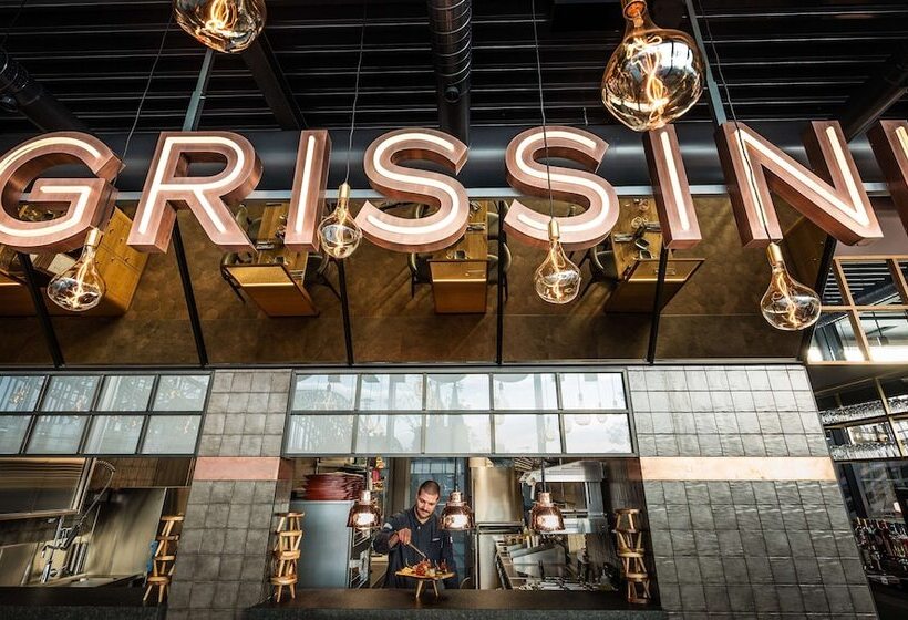 בית מלון כפרי Hyatt Regency Koln