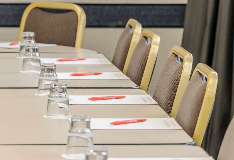 هتل Ibis Bremen City