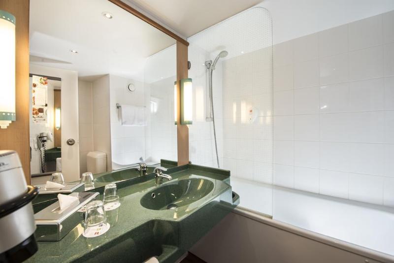 هتل Ibis Dortmund West