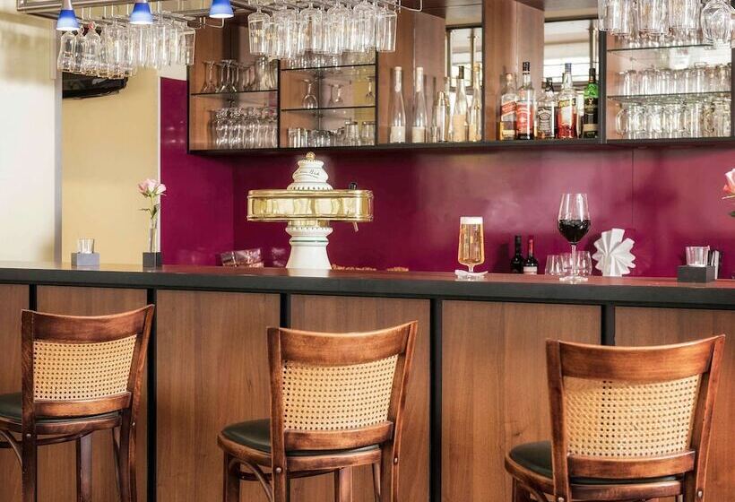 هتل Ibis Paderborn City