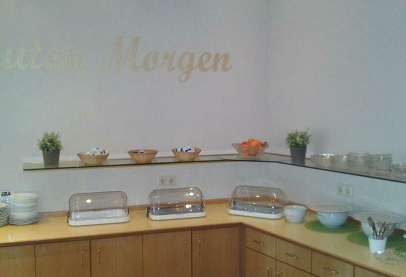 호텔 Isa International Sport Arena &