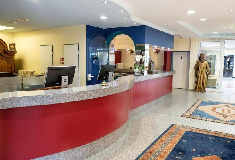 בית מלון כפרי Königshof am Funkturm Business