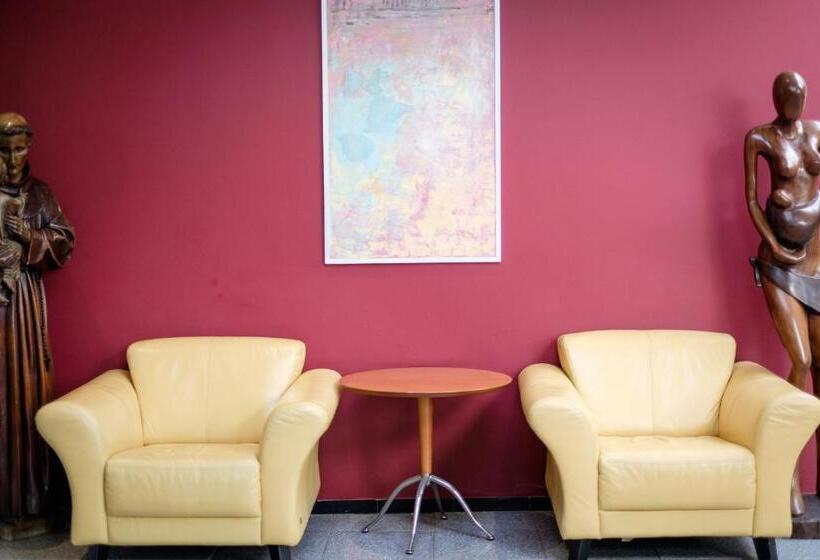 בית מלון כפרי Königshof am Funkturm Business