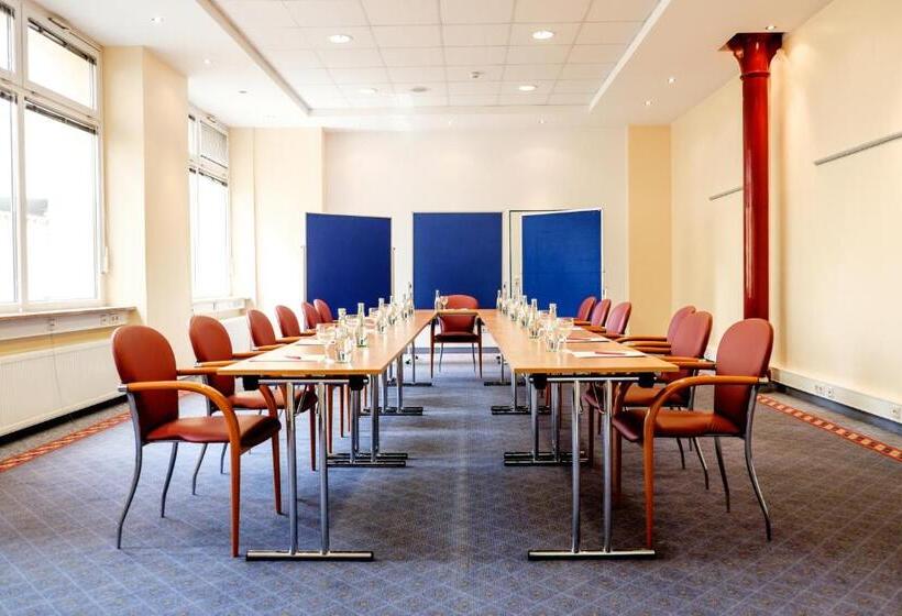 בית מלון כפרי Königshof am Funkturm Business