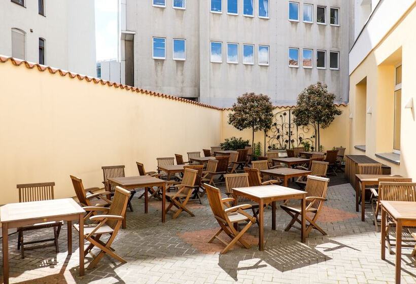 בית מלון כפרי Königshof am Funkturm Business