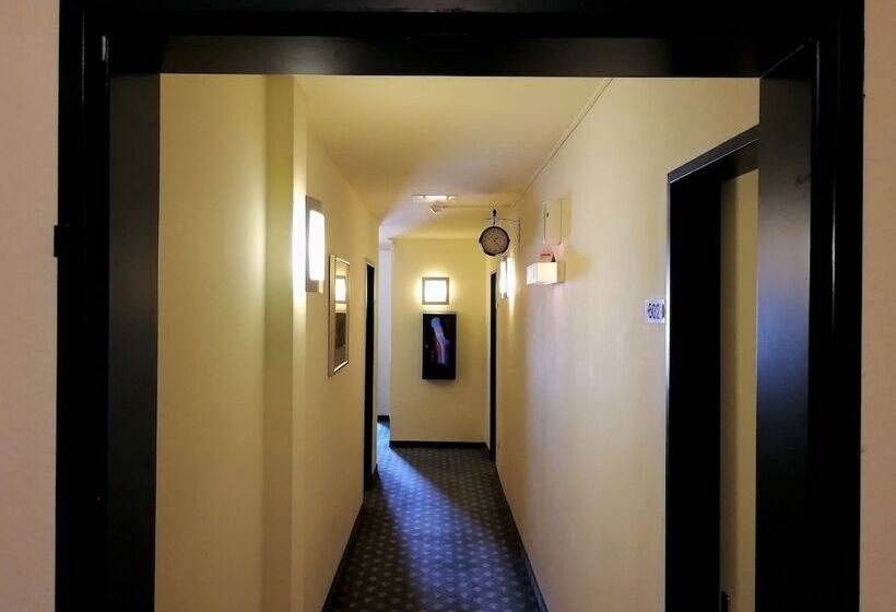 酒店 Konigshof The Arthouse