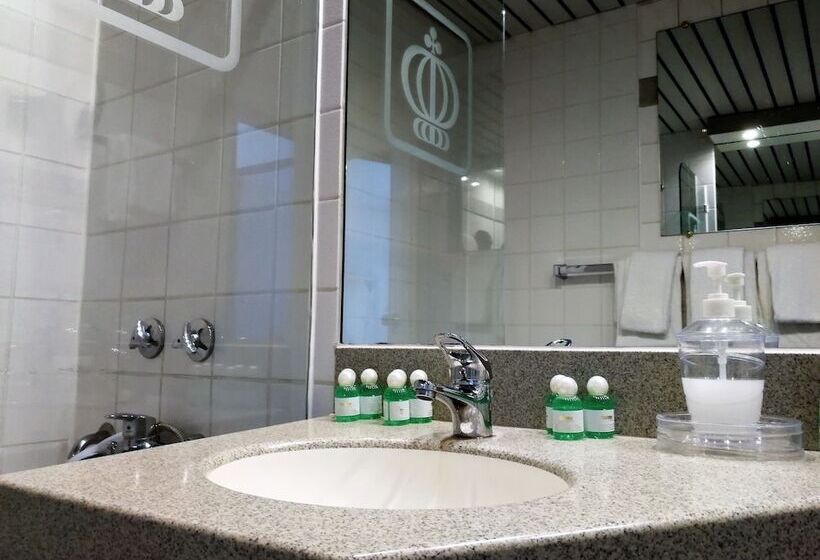 هتل Konigshof The Arthouse