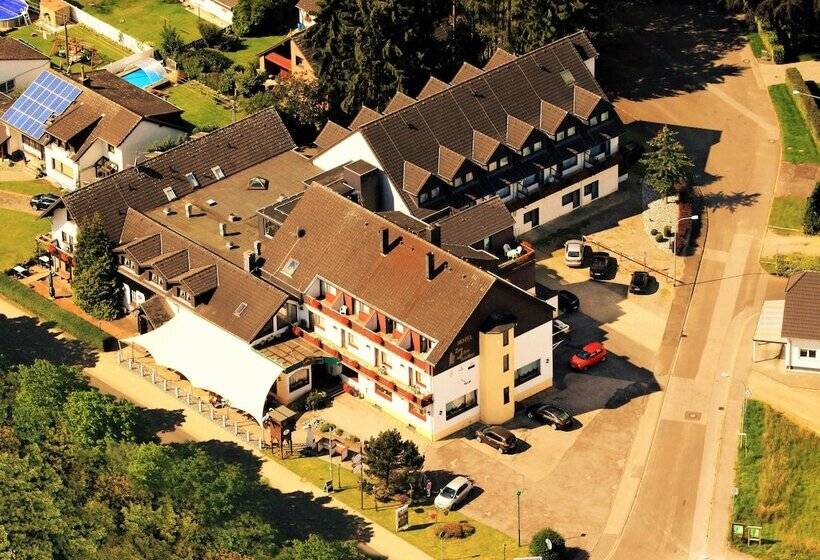 Land Gut Hotel Zum Alten Forsthaus   Aufladestation Für Elektroautos