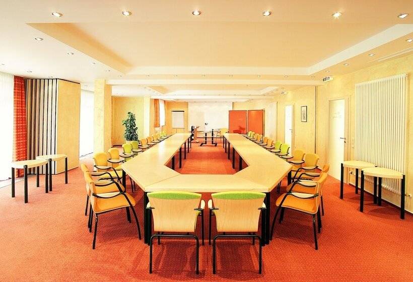 Land Gut Hotel Zum Alten Forsthaus   Aufladestation Für Elektroautos