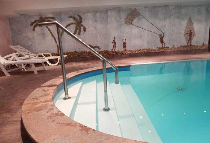 Land Gut Hotel Zum Alten Forsthaus   Aufladestation Für Elektroautos