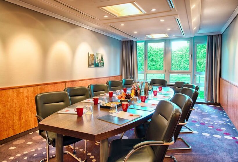 Leonardo Hotel Köln Bonn Airport