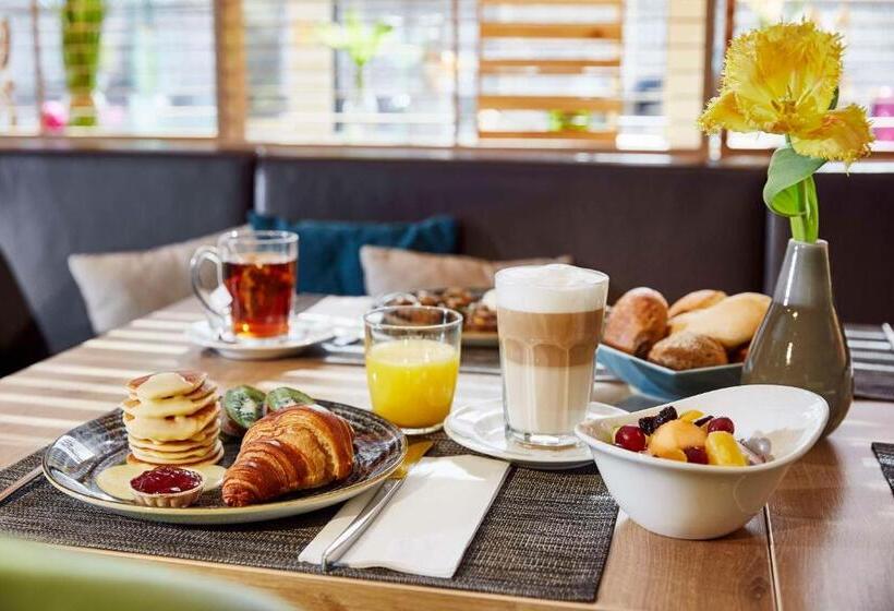 Lindner Hotel Cologne City Plaza, Part Of Jdv By Hyatt