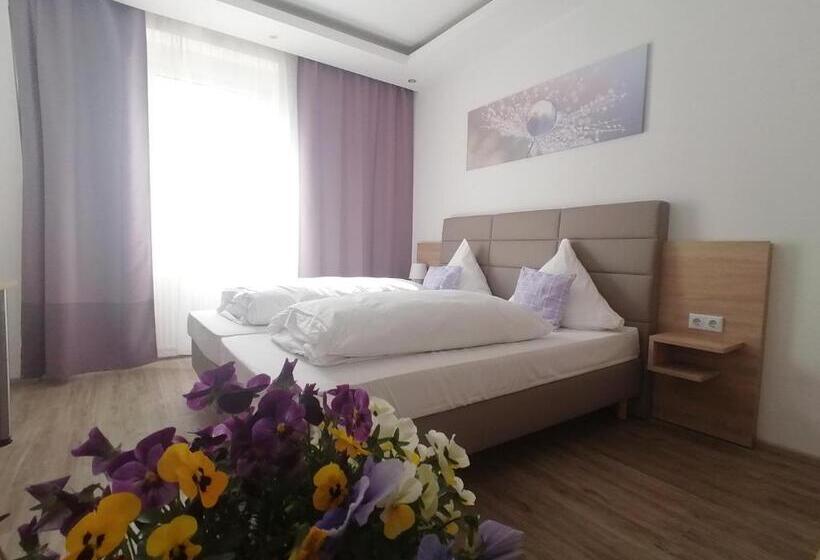 ホテル Meerbuscher Hof