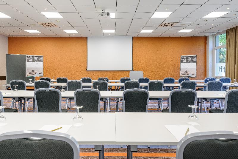 هتل Mercure  Aachen Europaplatz