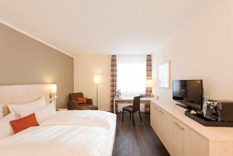 هتل Mercure  Duesseldorf Sued