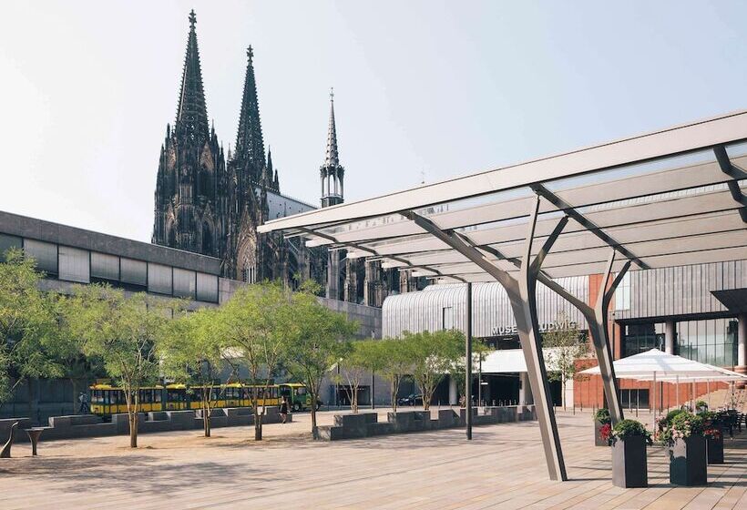 هتل Mondial Am Dom Cologne  Mgallery