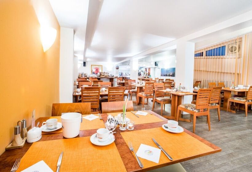 ホテル National Dusseldorf