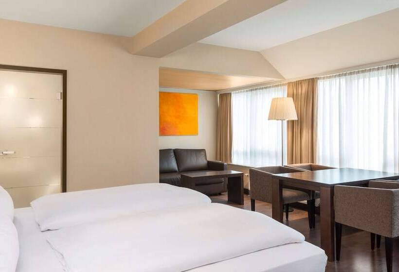 ホテル NH Düsseldorf Königsallee