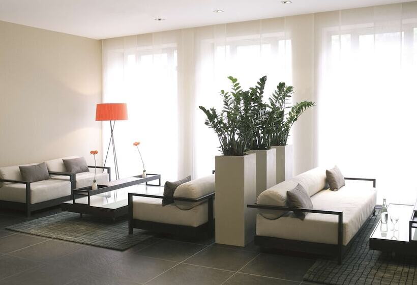 ホテル NH Düsseldorf Königsallee