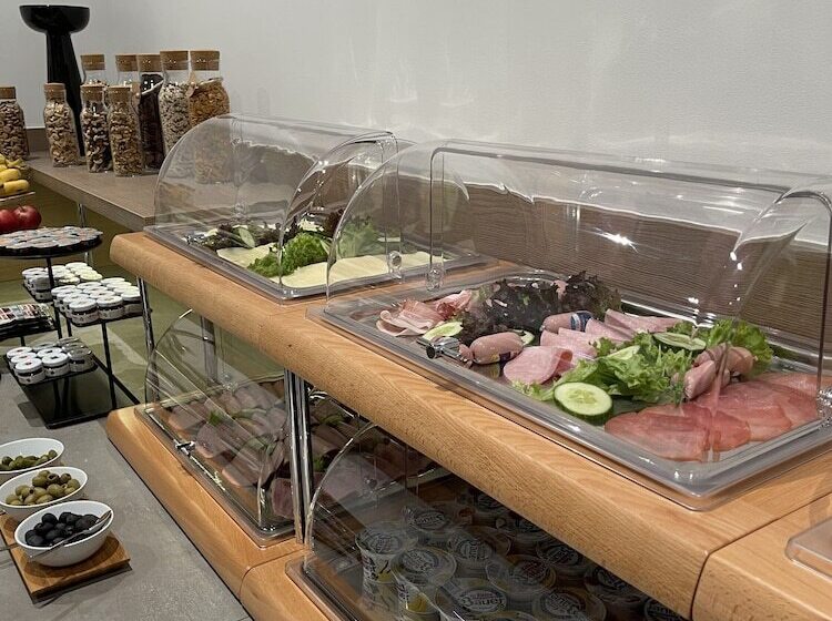 Palm Premium Hotel & Apartments