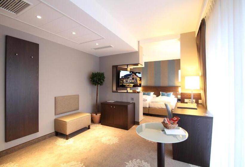 Parkhotel Wittekindshof