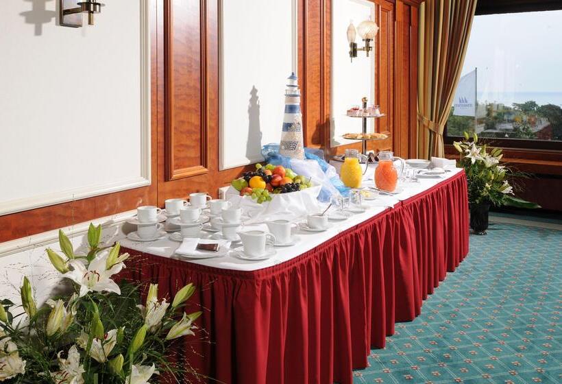 ホテル Plaza Premium Timmendorfer Strand