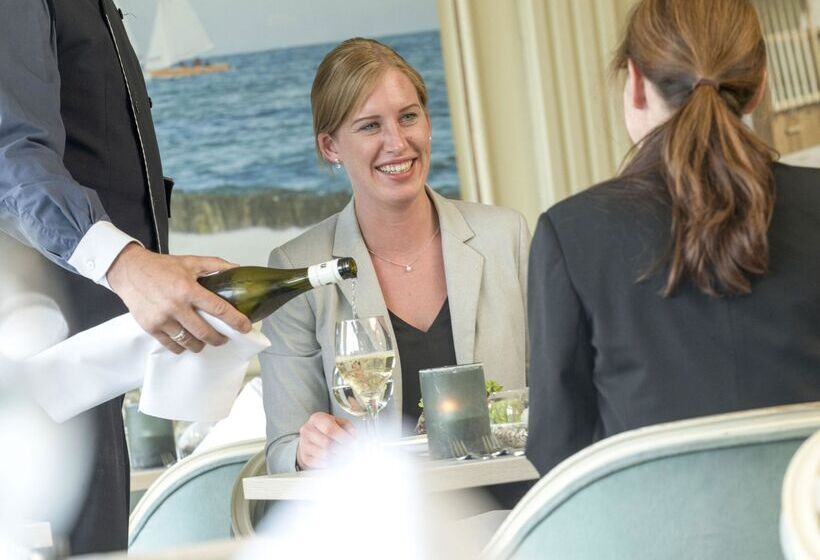 酒店 Plaza Premium Timmendorfer Strand