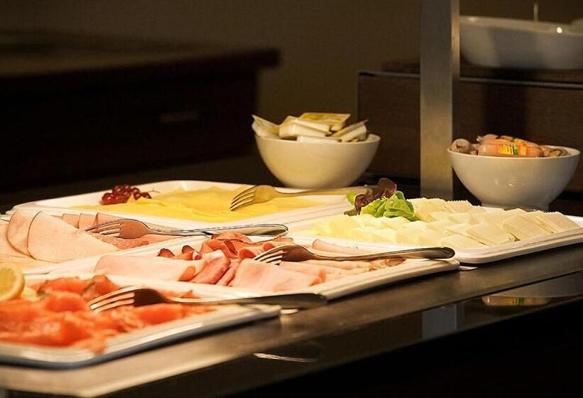 בית מלון כפרי President