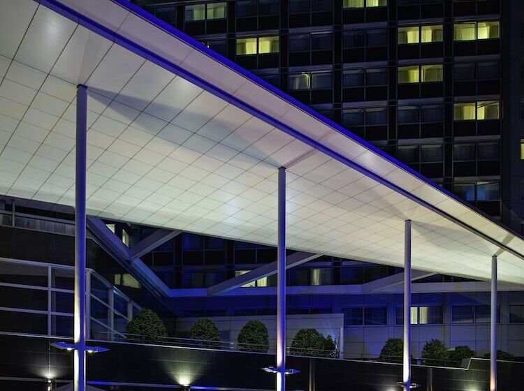 هتل Pullman Cologne