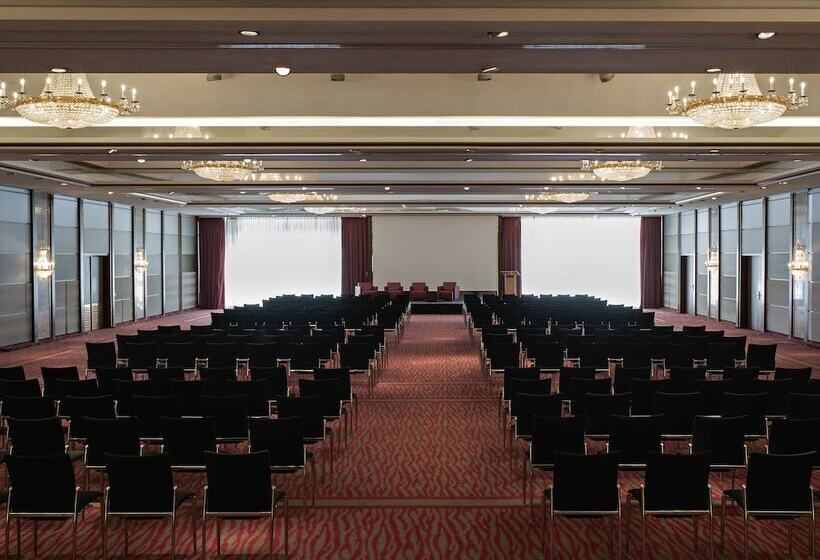 هتل Pullman Cologne