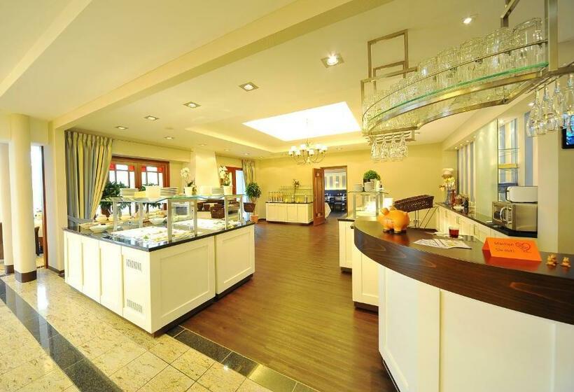 فندق Regina Maris