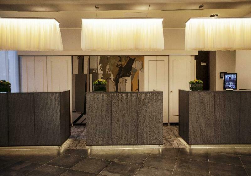 هتل Renaissance Duesseldorf