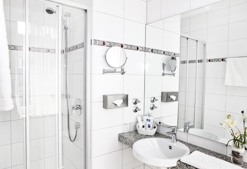 هتل Restaurant überwasserhof