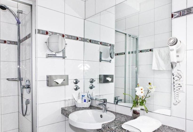 هتل Restaurant überwasserhof