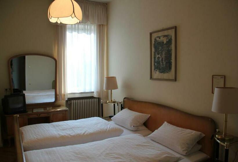 هتل Restaurant Siegblick