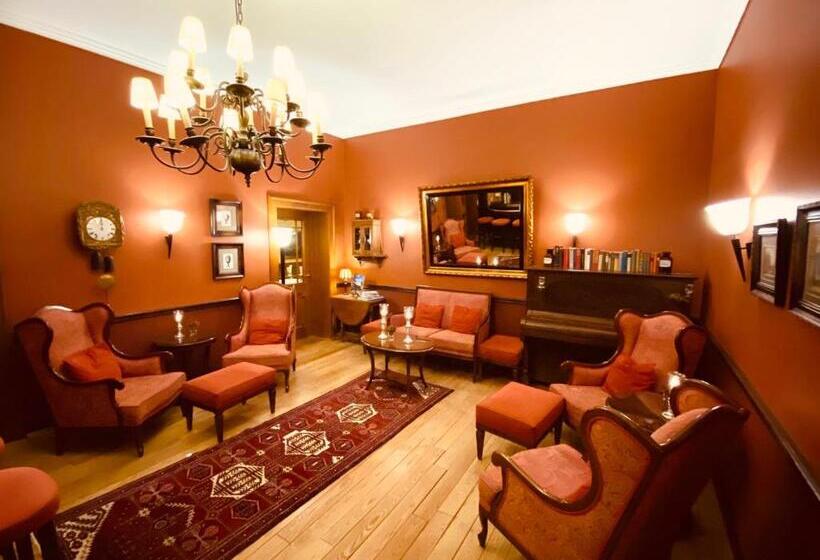 هتل Landhaus Eggert