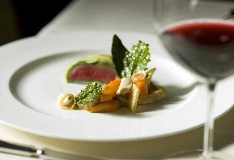 هتل Landhaus Eggert