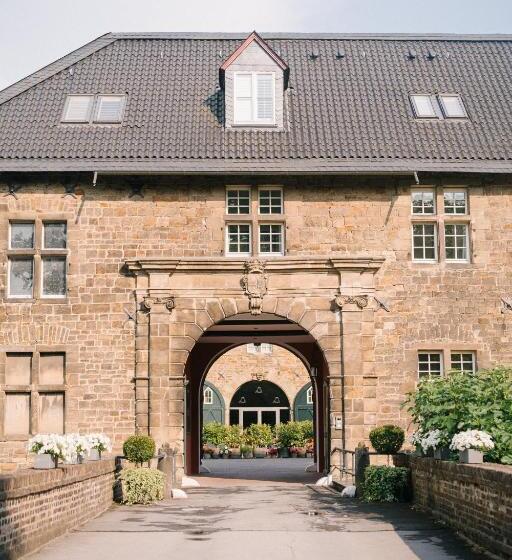 Schlosshotel Hugenpoet