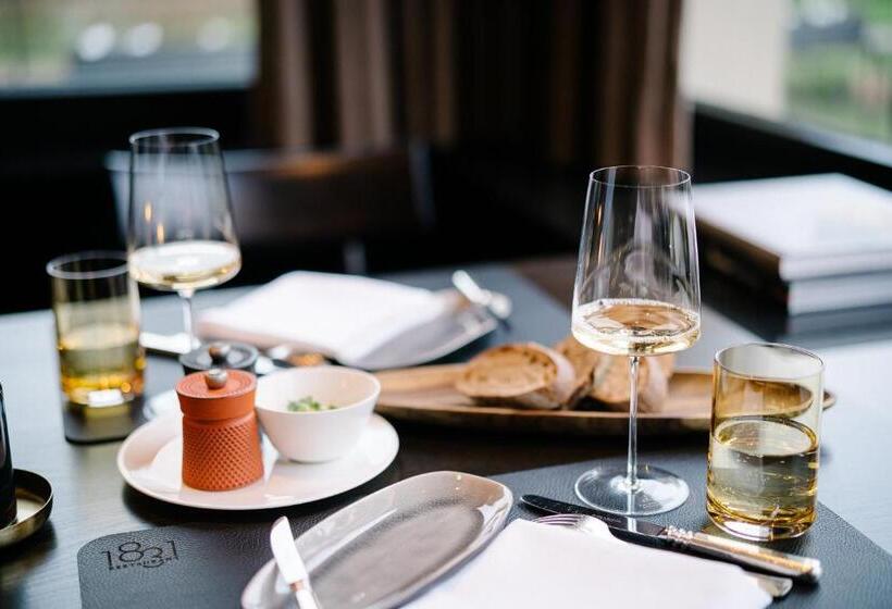 Schlosshotel Hugenpoet