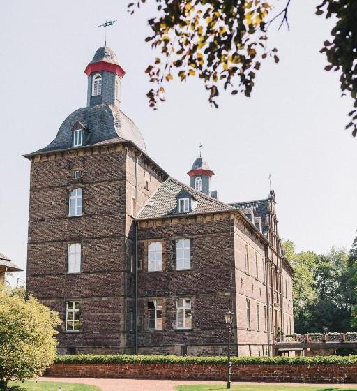 Schlosshotel Hugenpoet