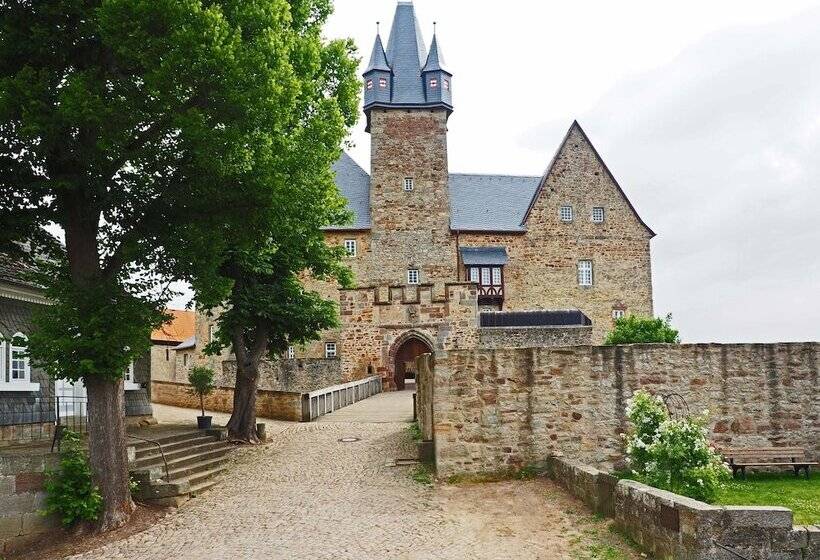 Отель Schloss Spangenberg