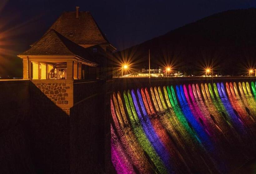 فندق Schloss Waldeck