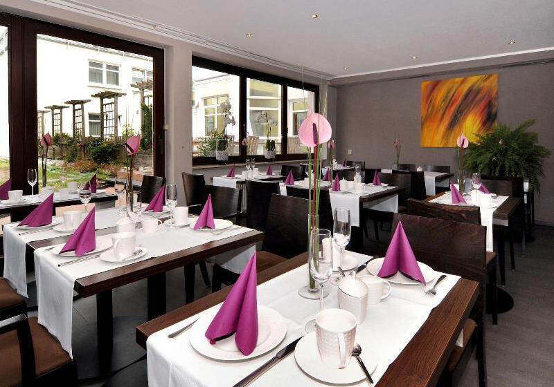 فندق Schweizer Hof